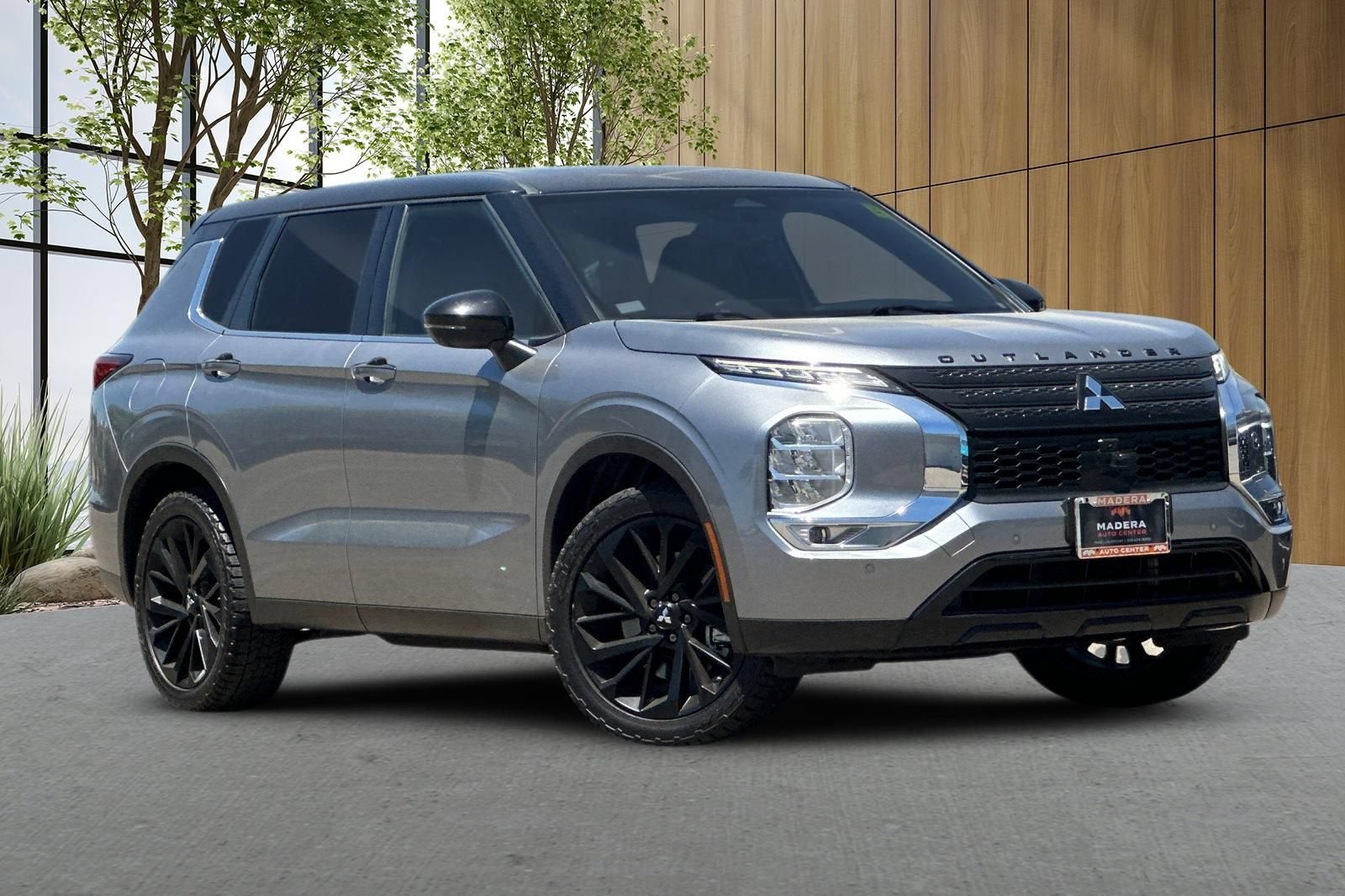 2023 Mitsubishi Outlander SEL