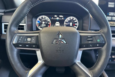 2023 Mitsubishi Outlander SEL