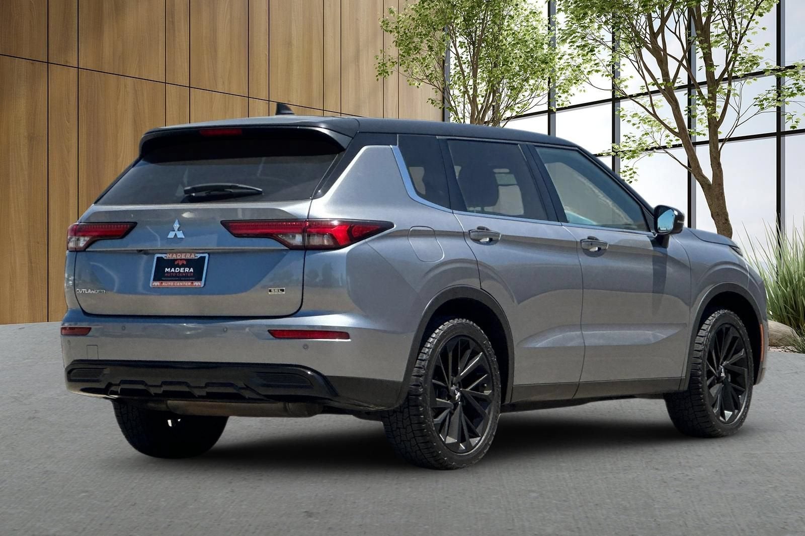 2023 Mitsubishi Outlander SEL