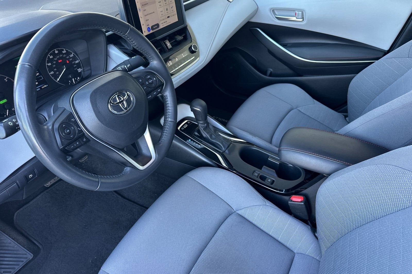 2024 Toyota Corolla Hybrid LE