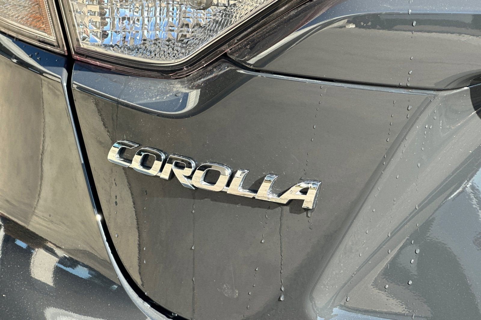 2024 Toyota Corolla Hybrid LE