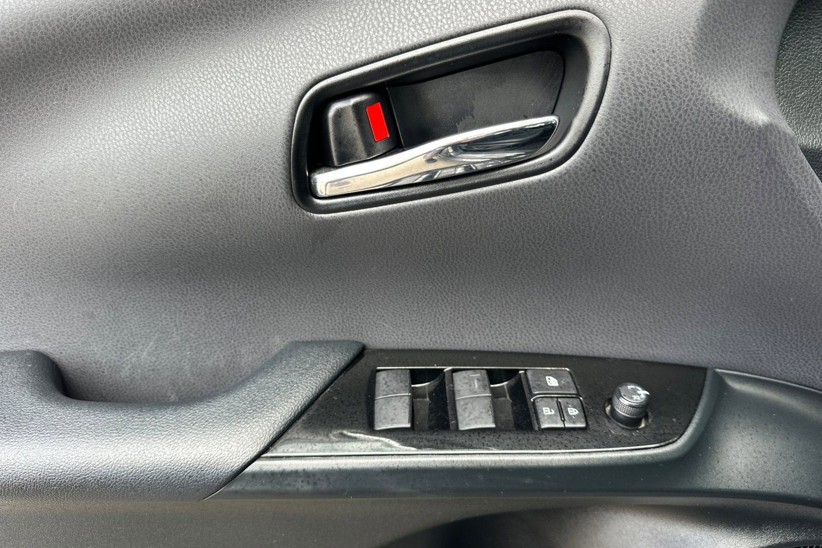 2022 Toyota Prius Prime LE