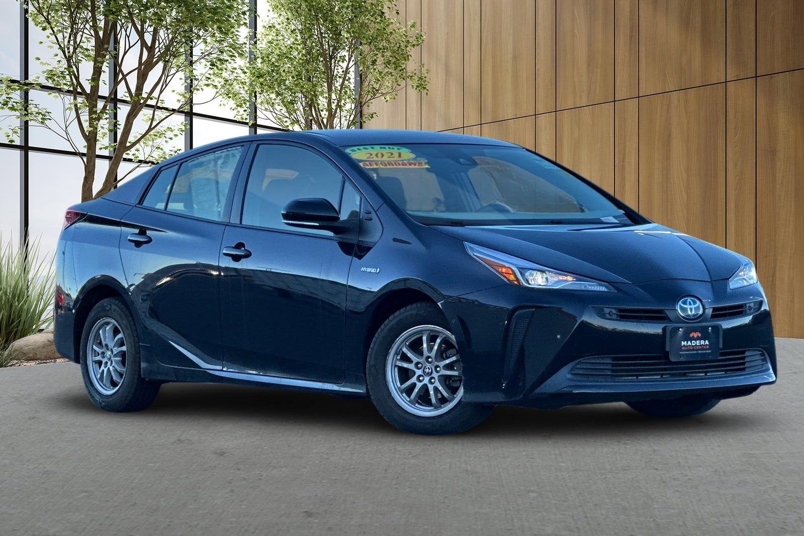 2021 Toyota Prius L Eco