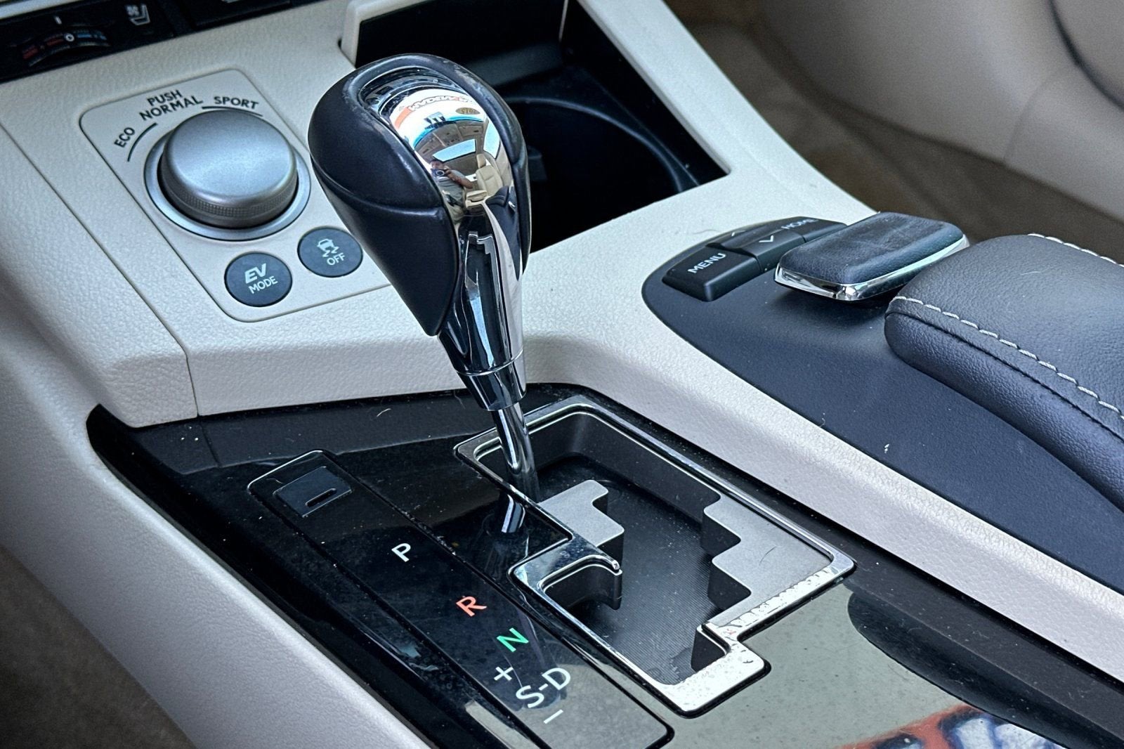 2015 Lexus ES 300h Hybrid