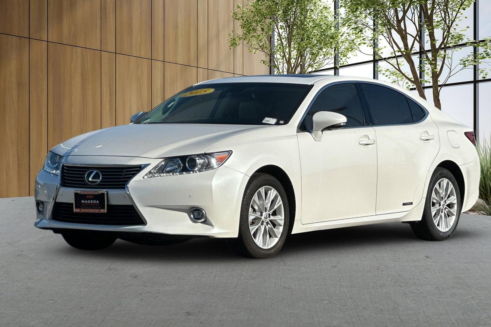 2015 Lexus ES 300h Hybrid
