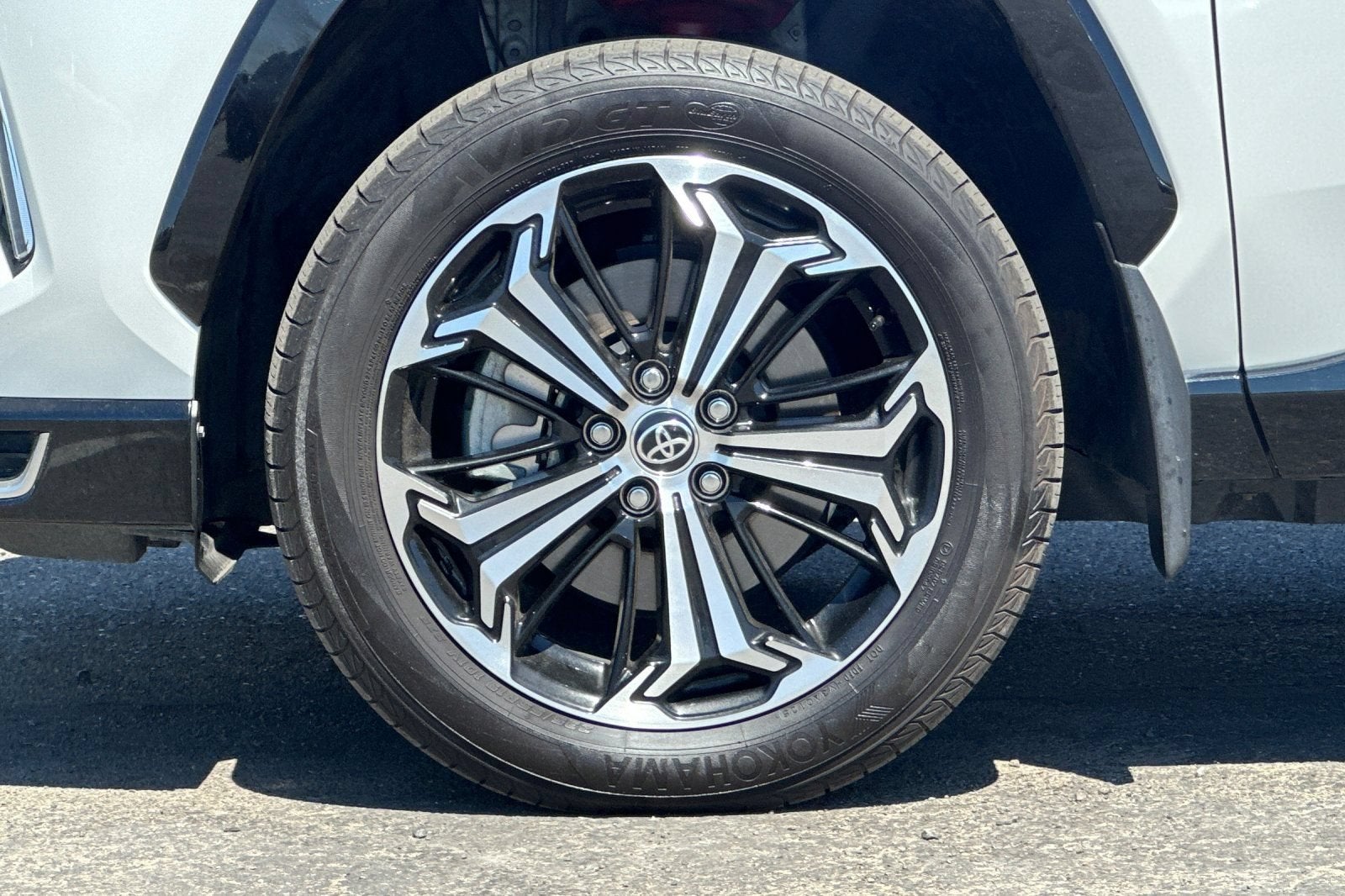 2025 Toyota RAV4 Plug-In Hybrid XSE