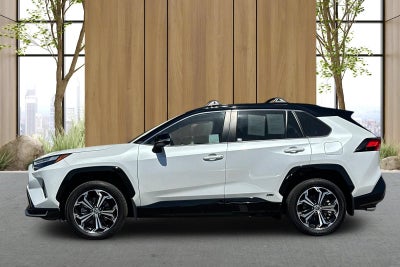 2025 Toyota RAV4 Plug-In Hybrid XSE