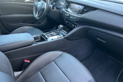 2018 Buick Regal Sportback Essence