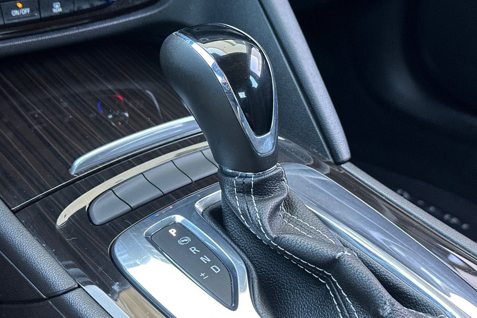 2018 Buick Regal Sportback Essence