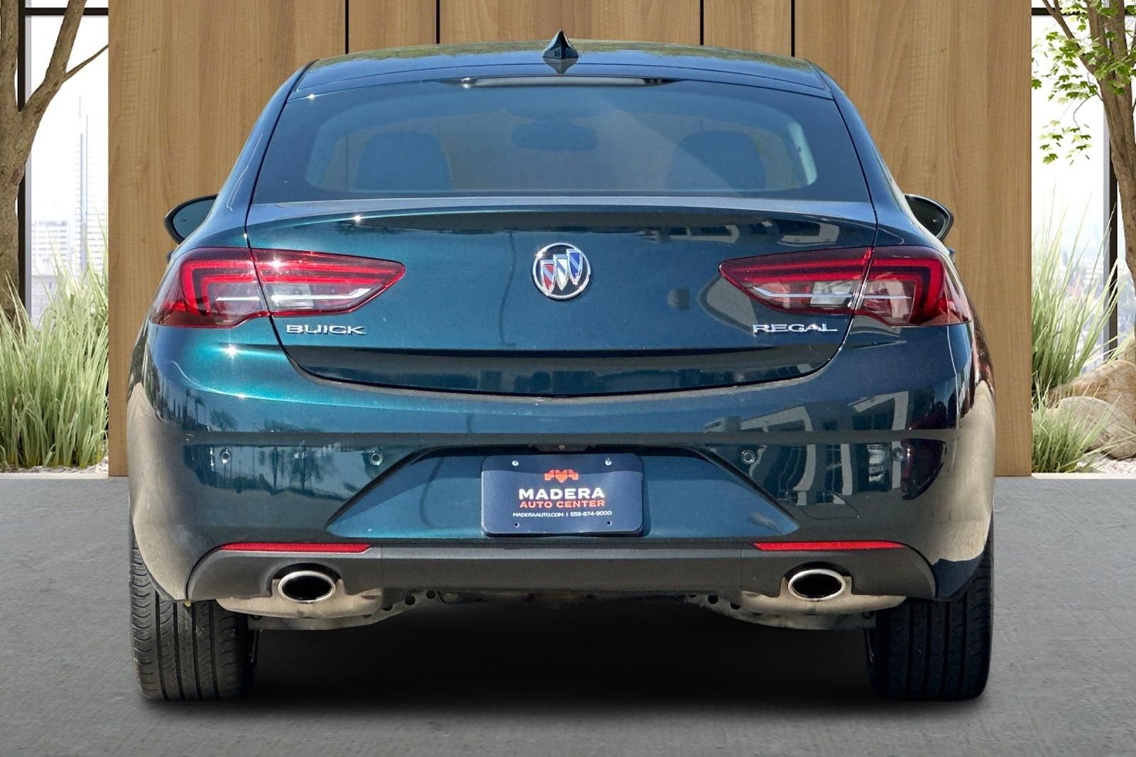 2018 Buick Regal Sportback Essence