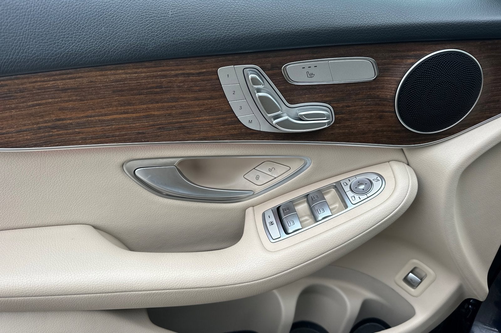 2021 Mercedes-Benz GLC GLC 300