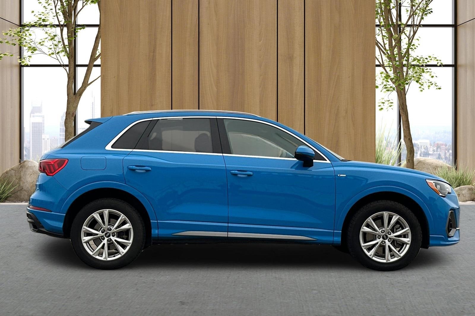 2022 Audi Q3 S line Premium