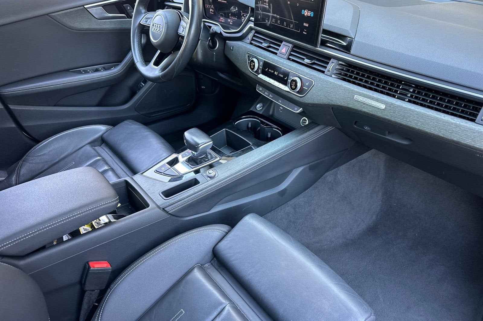 2022 Audi A4 Sedan S line Premium Plus