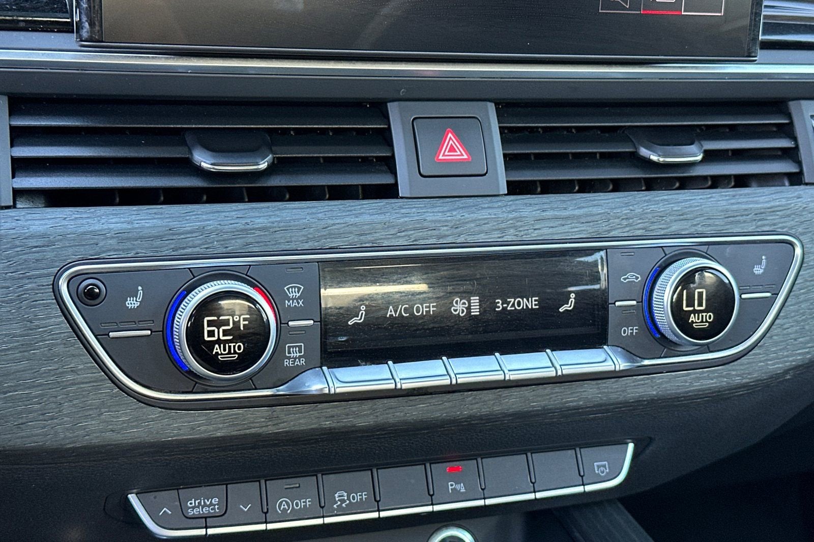 2022 Audi A4 Sedan S line Premium Plus