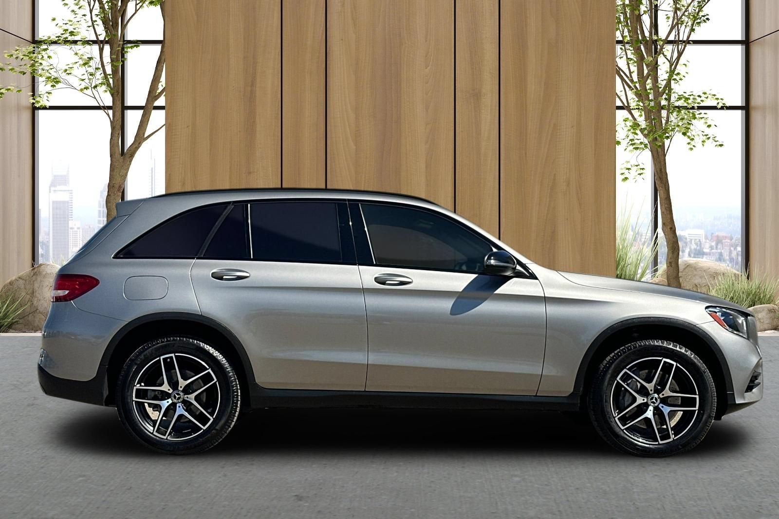 2019 Mercedes-Benz GLC GLC 300
