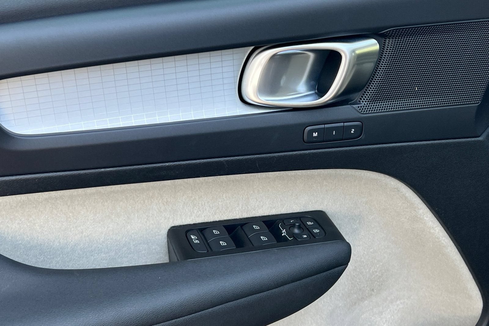 2021 Volvo XC40 Momentum