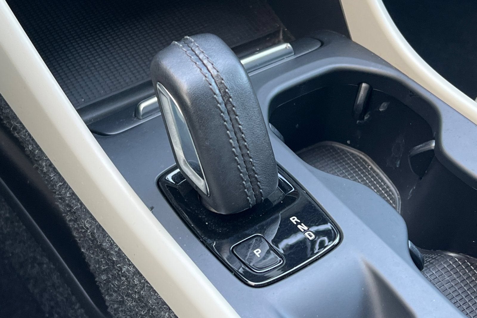 2021 Volvo XC40 Momentum