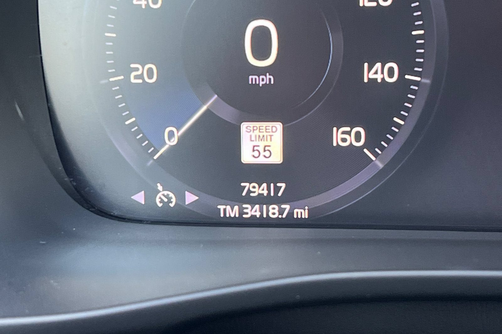 2021 Volvo XC40 Momentum