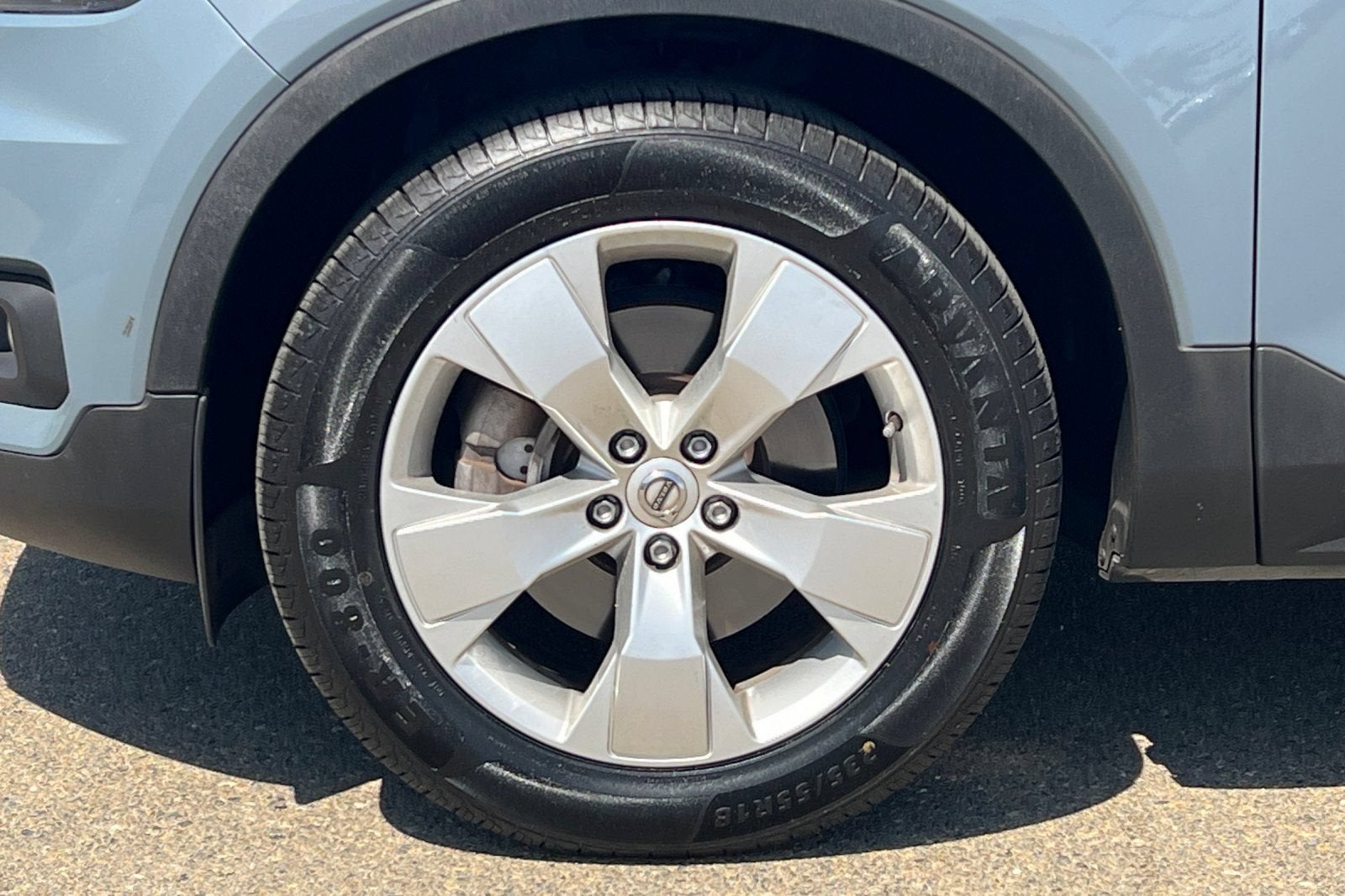 2021 Volvo XC40 Momentum