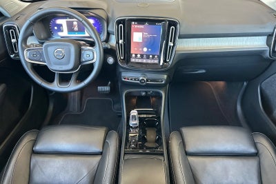 2023 Volvo XC40 Plus Dark Theme