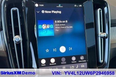 2023 Volvo XC40 Plus Dark Theme